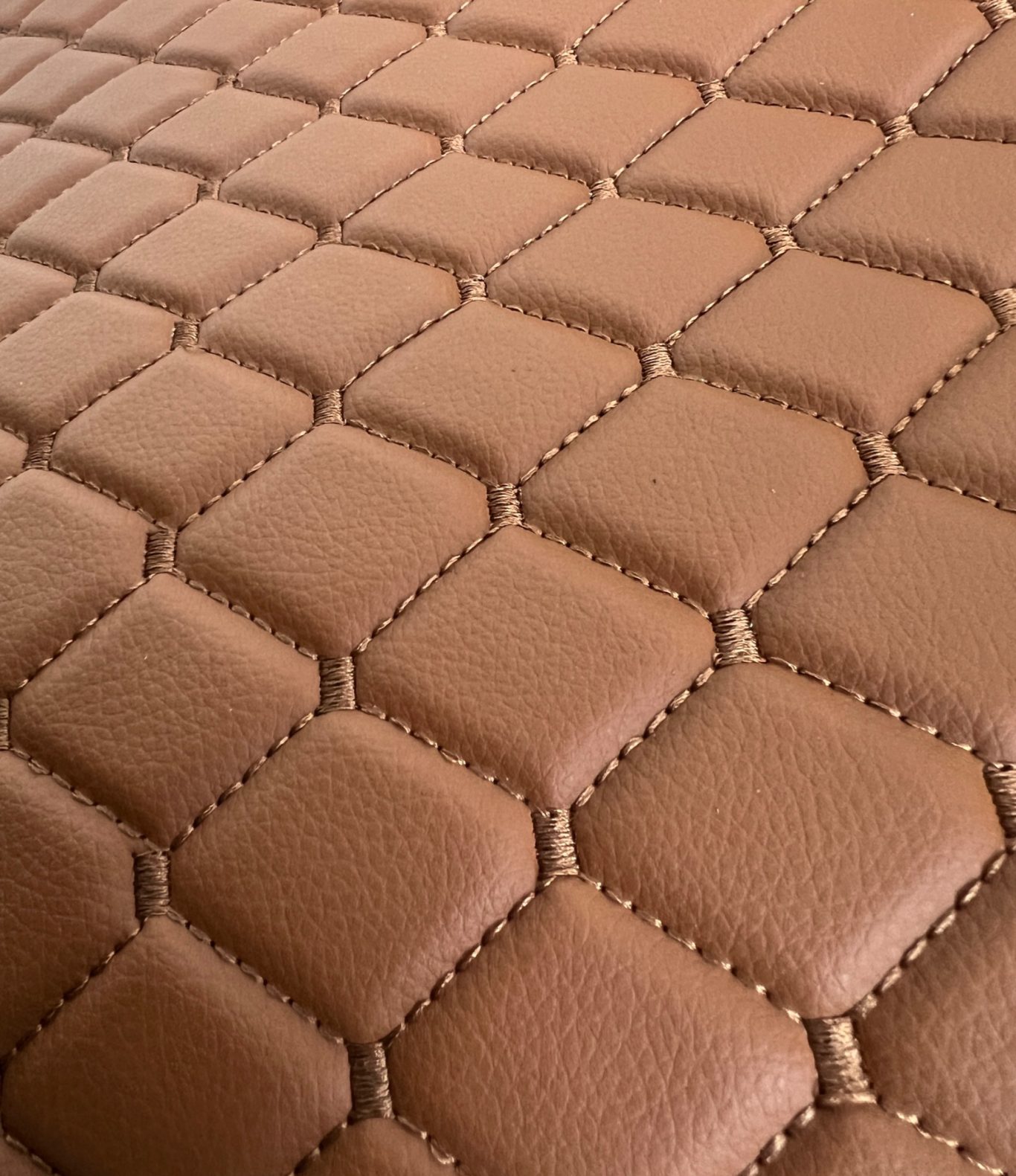 Braun mit braunen Nähten LKW Sitzbezüge Braun mit braunen Nähten